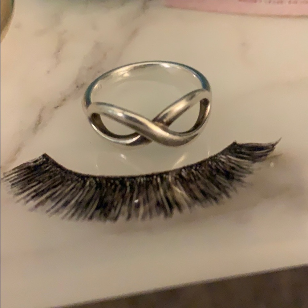 Tiffany & Co. Infinity Ring